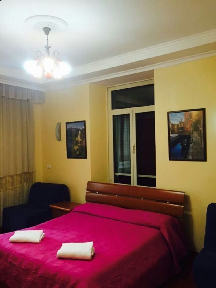 Zhihua Guest House Rome Extérieur photo