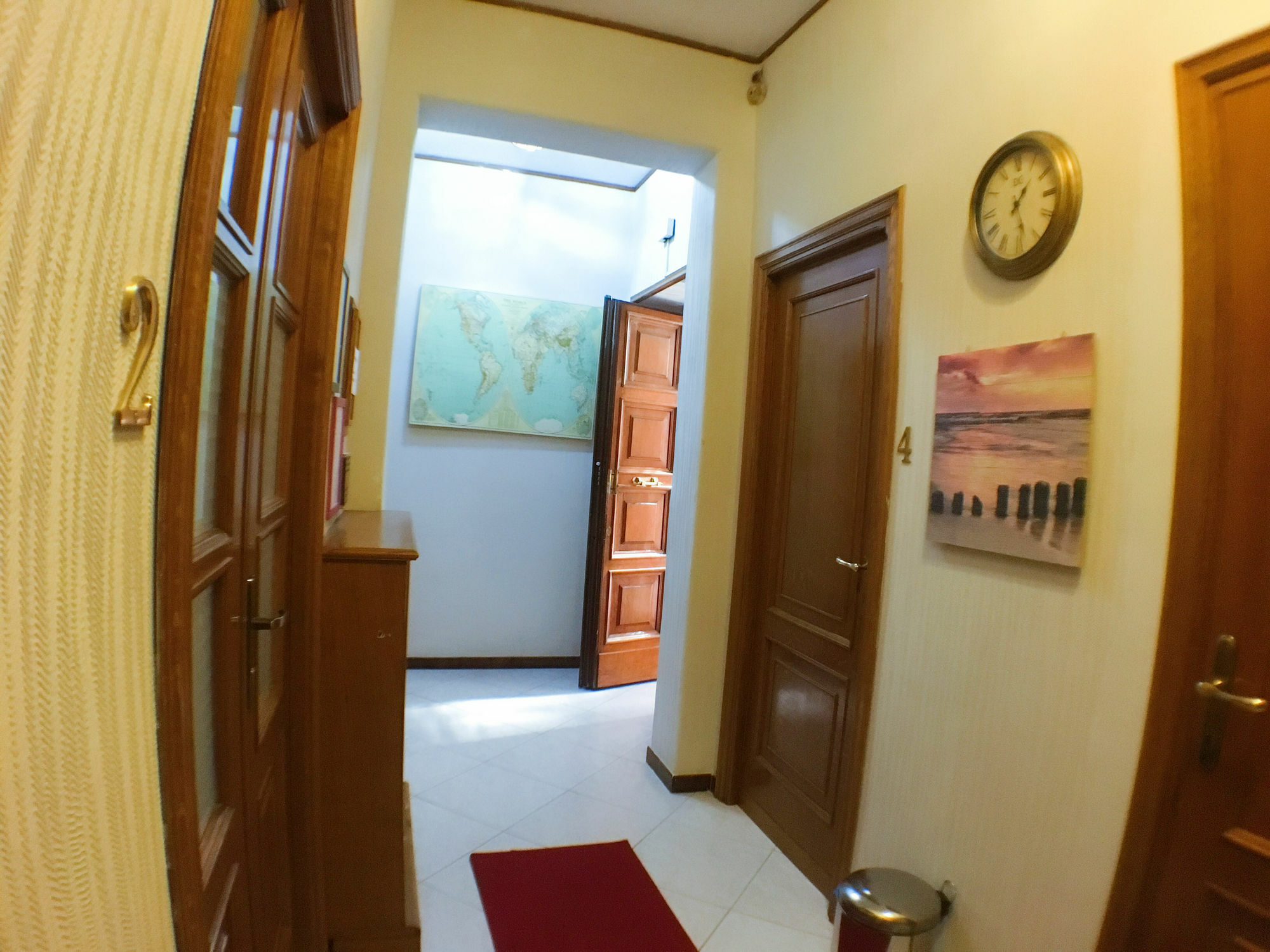 Zhihua Guest House Rome Extérieur photo